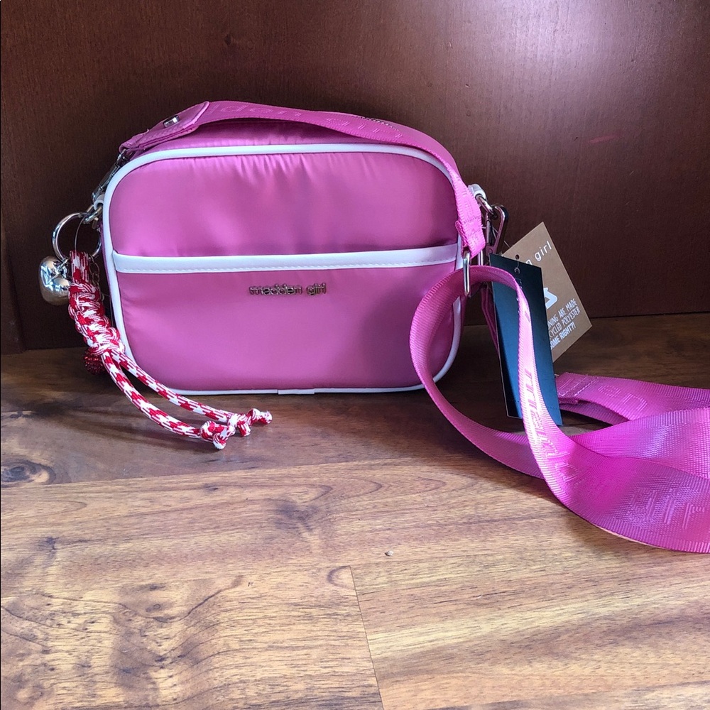 Madden Girl Pink White Ditsy Camera Crossbody Purse with charms. NEW